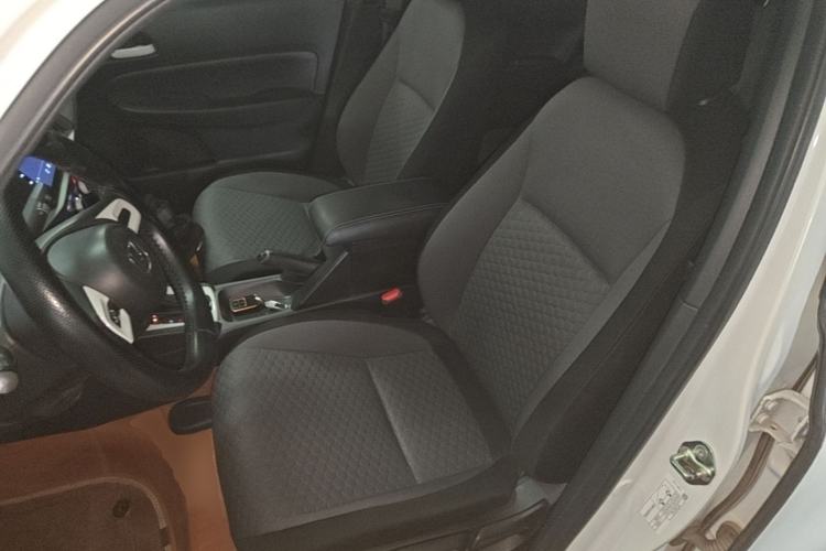 Used Honda Fit 2021 1.5L CVT Trendy Edition Left Front Seat