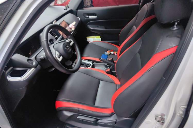 Used Honda Fit 2021 1.5L CVT Trendy Edition Left Front Seat