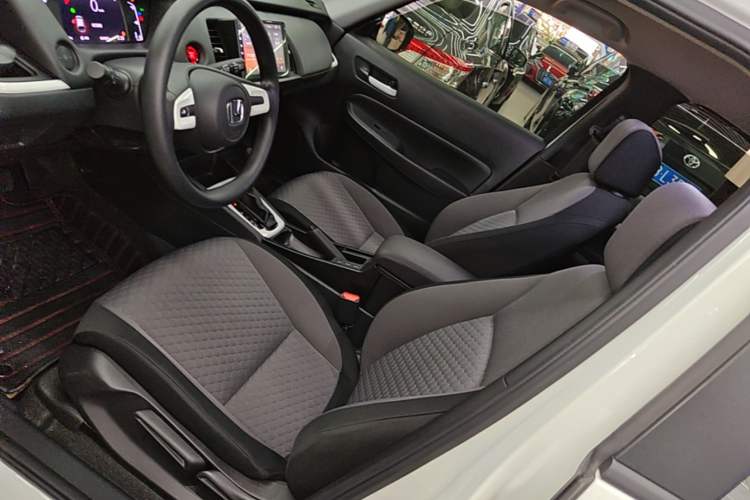 Used Honda Fit 2021 1.5L CVT Trend Edition Left Front Seat
