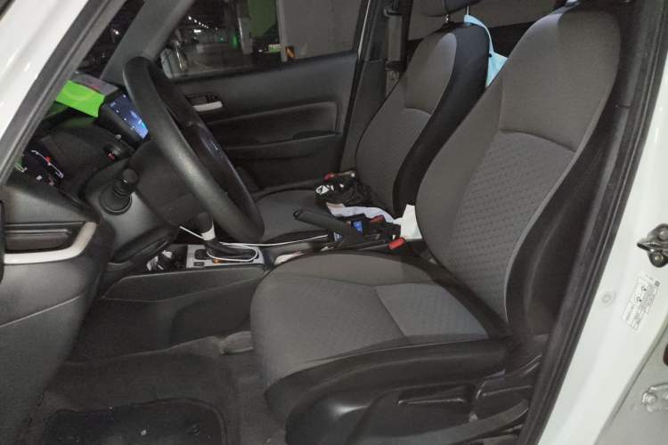 Used Honda Fit 2021 1.5L CVT Trendy Edition Left Front Seat
