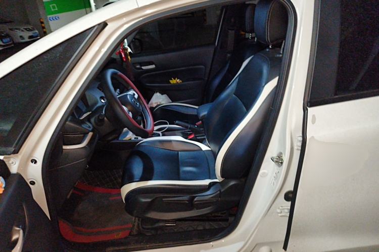 Used Honda Fit 2021 1.5L CVT Trendy Edition Left Front Seat