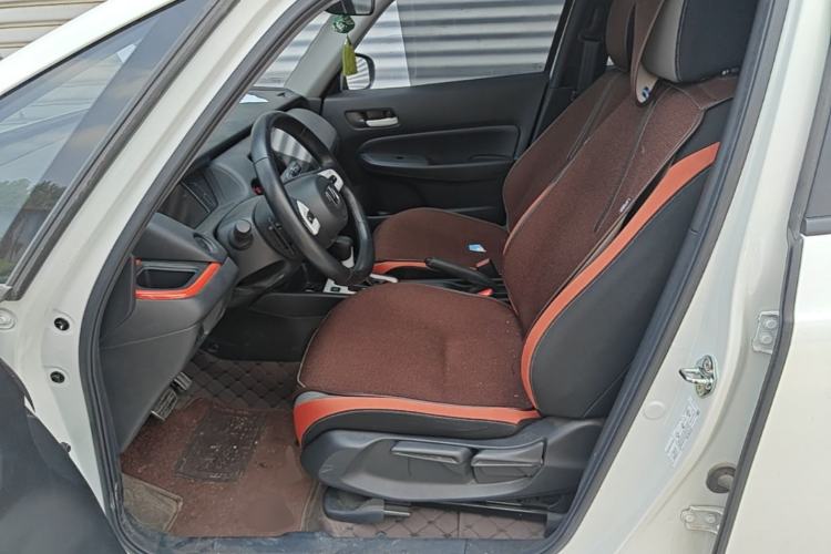 Used Honda Fit 2021 1.5L CVT Trendy Edition Left Front Seat