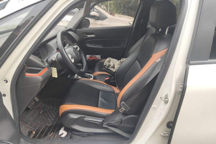 Used Honda Fit 2021 1.5L CVT Trendy Sports Edition Left Front Seat
