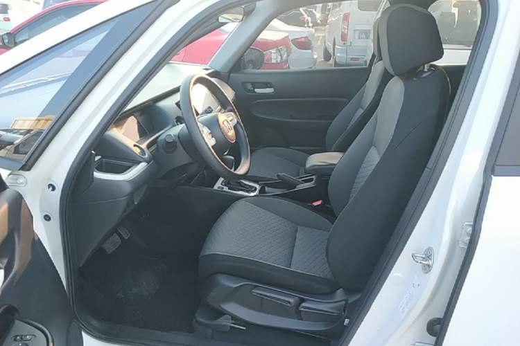 Used Honda Fit 2021 1.5L CVT Trend Edition Left Front Seat