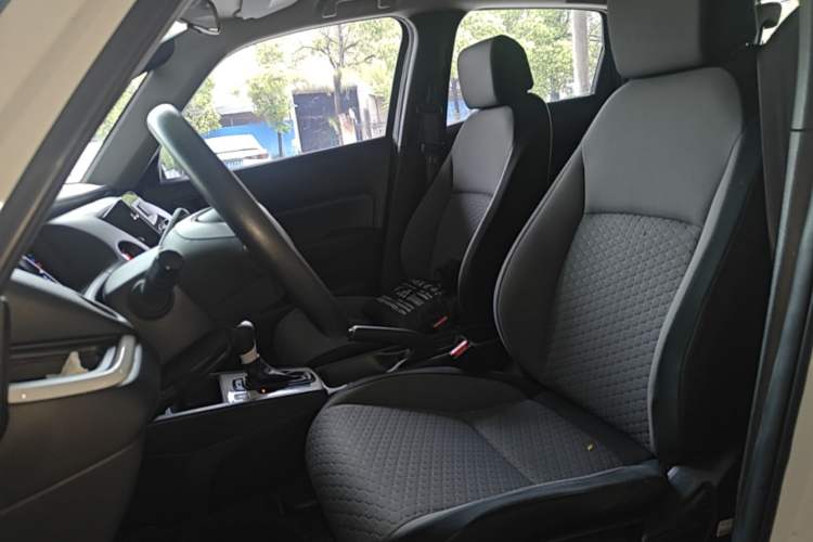 Used Honda Fit 2021 1.5L CVT Trend Edition Left Front Seat