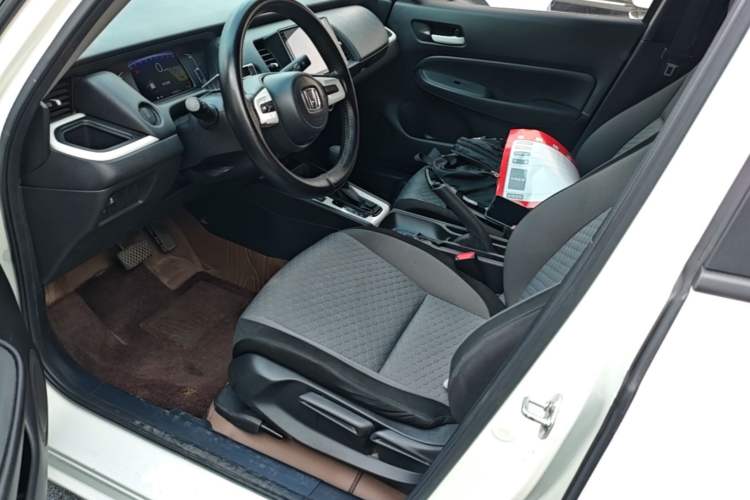 Used Honda Fit 2021 1.5L CVT Trendy Edition Left Front Seat
