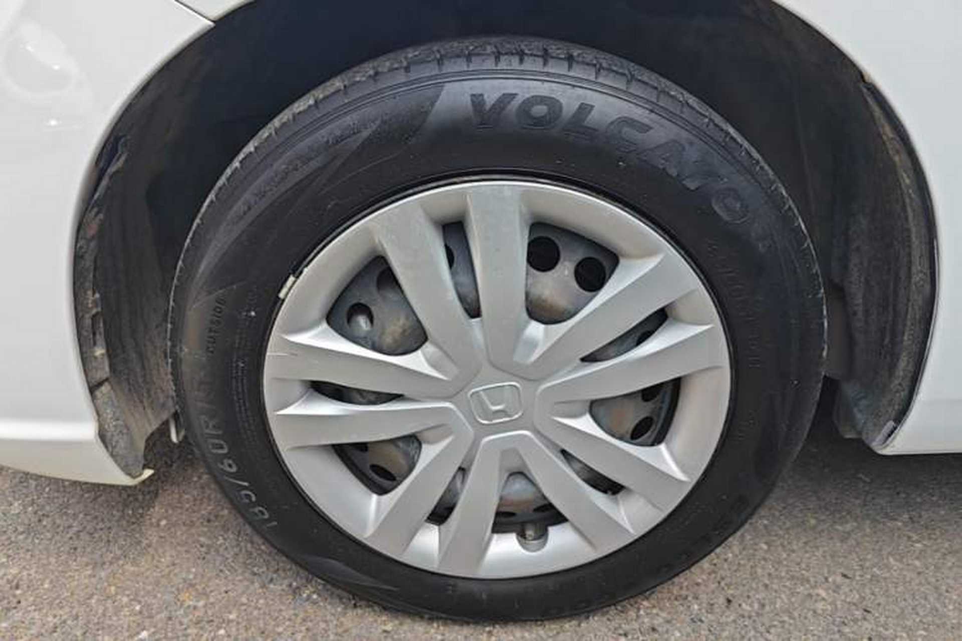 Used Honda Fit 2021 1.5L CVT Trend Edition Left Front Wheel Hub