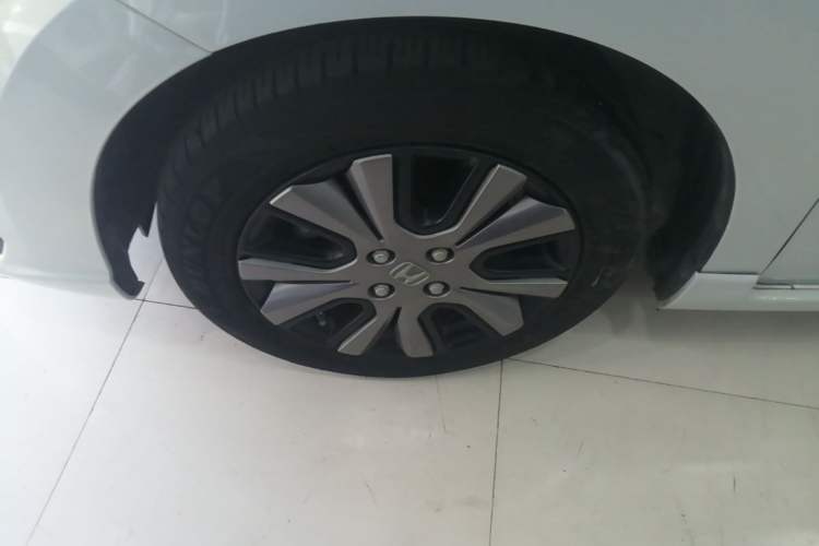 Used Honda Fit 2021 1.5L CVT Trendy Sports Edition Left Front Wheel Hub