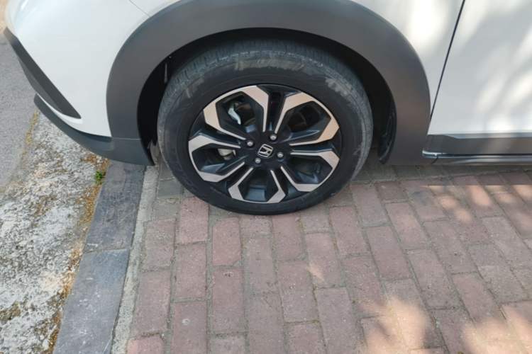 Used Honda Fit 2021 1.5L CVT Trendy Version Left Front Wheel Hub