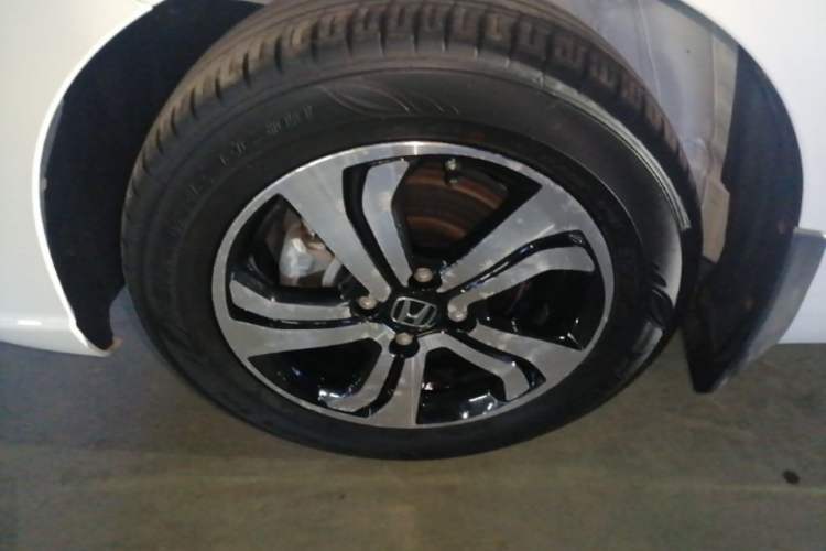 Used Honda Fit 2021 1.5L CVT Trend Edition Left Front Wheel Hub