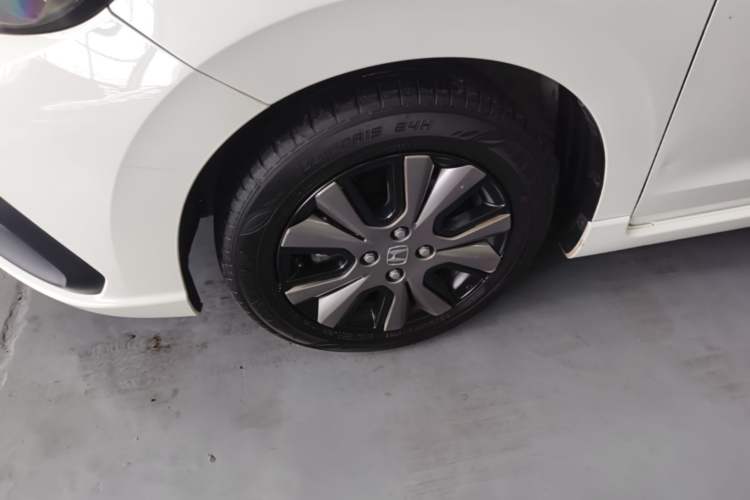 Used Honda Fit 2021 1.5L CVT Trendy Run Pro Edition Left Front Wheel Hub