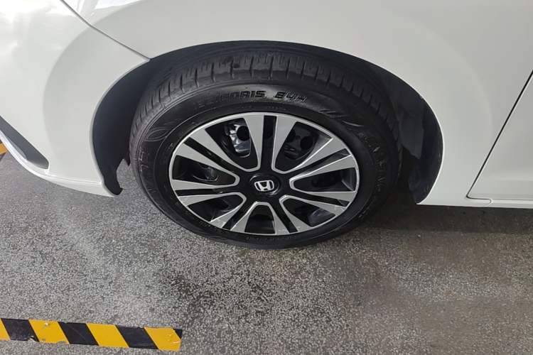 Used Honda Fit 2021 1.5L CVT Trendy Edition Left Front Wheel Hub