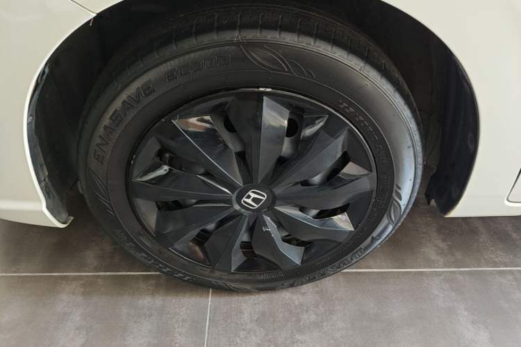 Used Honda Fit 2021 1.5L CVT Trend Edition Left Front Wheel Hub