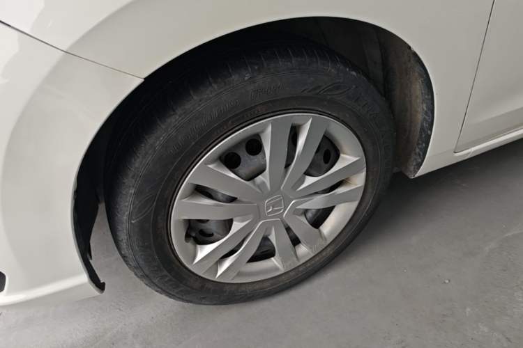 Used Honda Fit 2021 1.5L CVT Trendy Sports Edition Left Front Wheel Hub