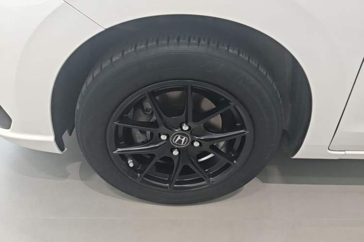 Used Honda Fit 2021 1.5L CVT Trendy Edition Left Front Wheel Hub