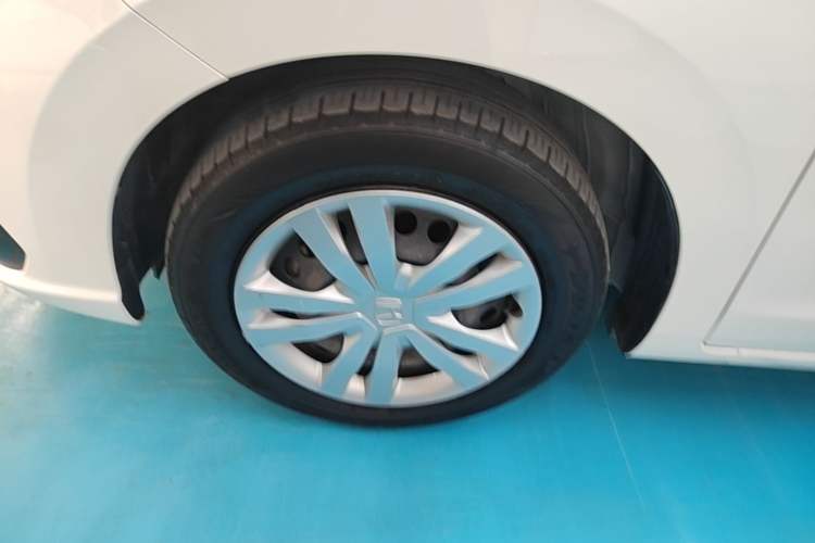 Used Honda Fit 2021 1.5L CVT Trend Edition Left Front Wheel Hub