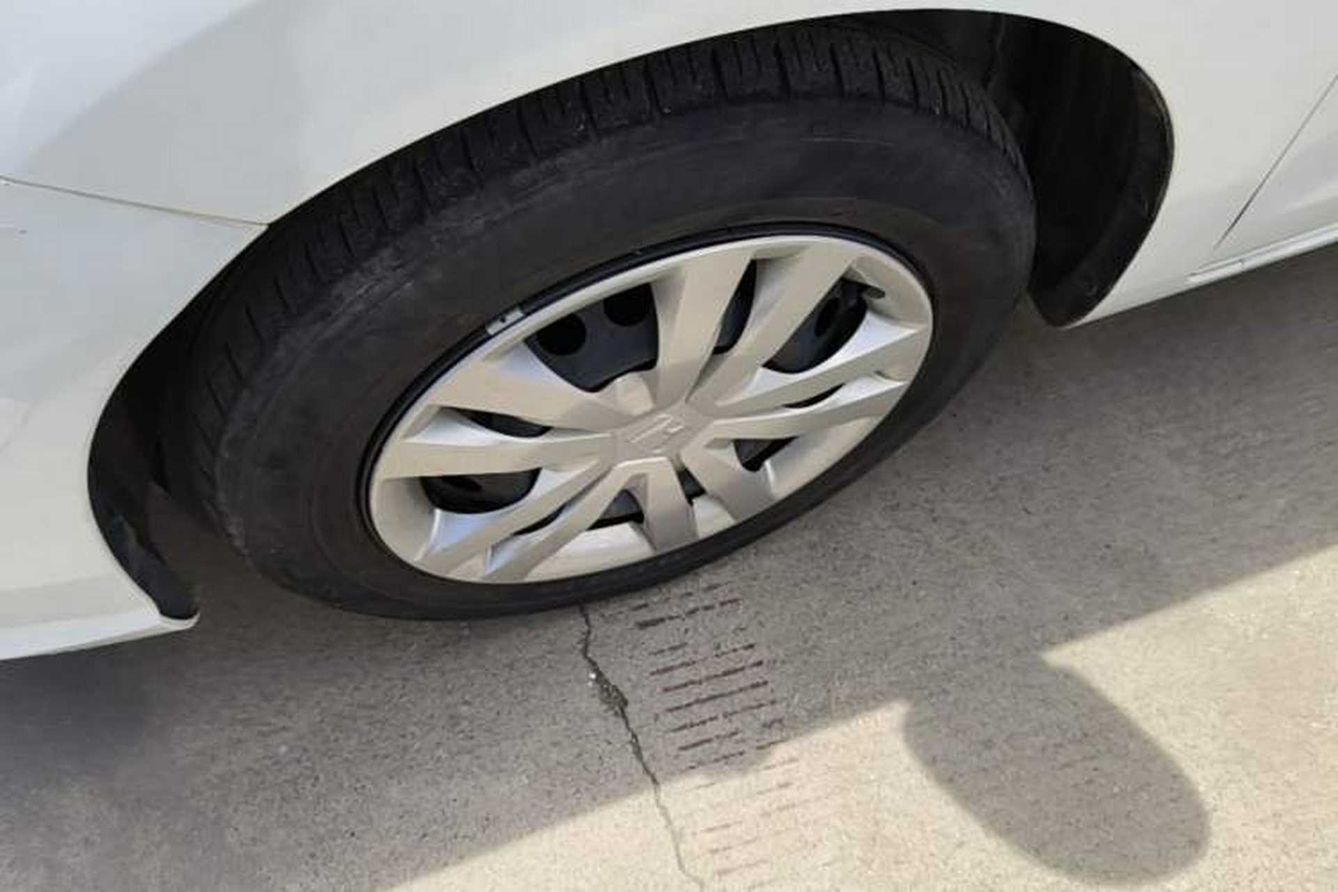 Used Honda Fit 2021 1.5L CVT Trend Edition Left Front Wheel Hub