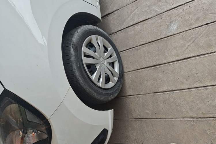 Used Honda Fit 2021 1.5L CVT Trend Edition Left Front Wheel Hub