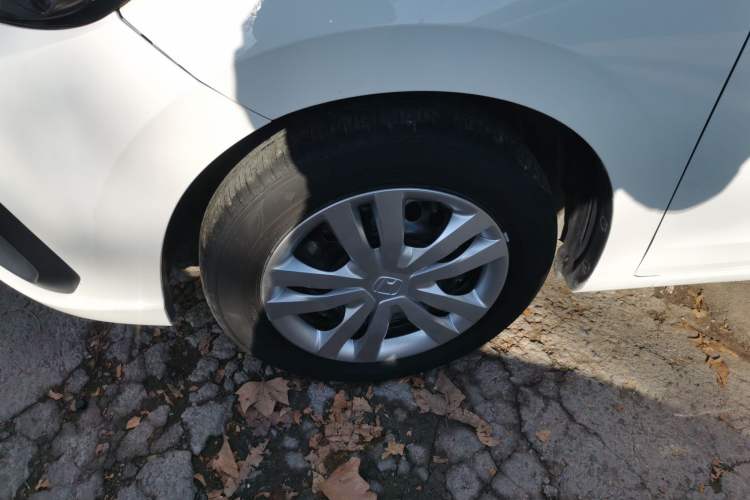 Used Honda Fit 2021 1.5L CVT Trendy Edition Left Front Wheel Hub