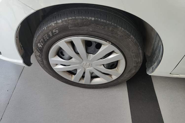 Used Honda Fit 2021 1.5L CVT Trend Edition Left Front Wheel Hub