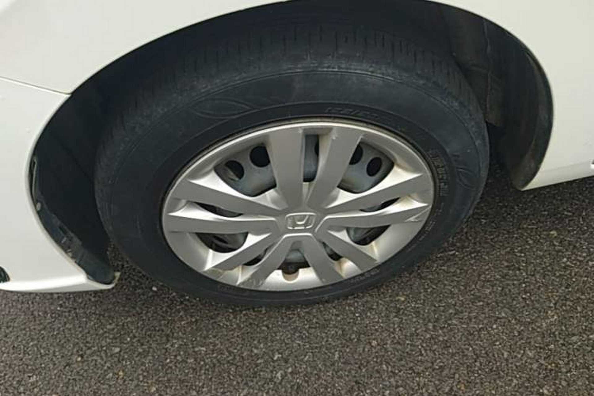 Used Honda Fit 2021 1.5L CVT Trend Edition Left Front Wheel Hub