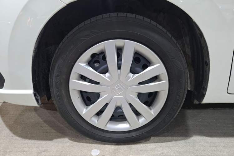Used Honda Fit 2021 1.5L CVT Trendy Run Pro Edition Left Front Wheel Hub