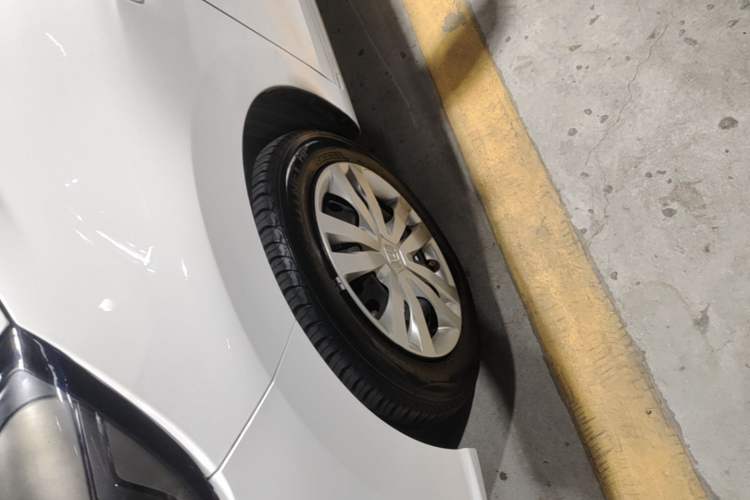 Used Honda Fit 2021 1.5L CVT Trend Edition Left Front Wheel Hub