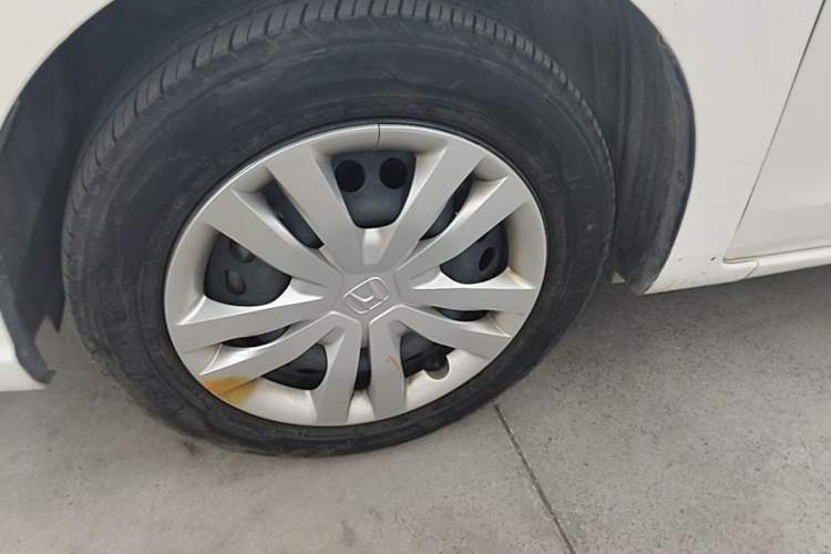 Used Honda Fit 2021 1.5L CVT Trend Edition Left Front Wheel Hub