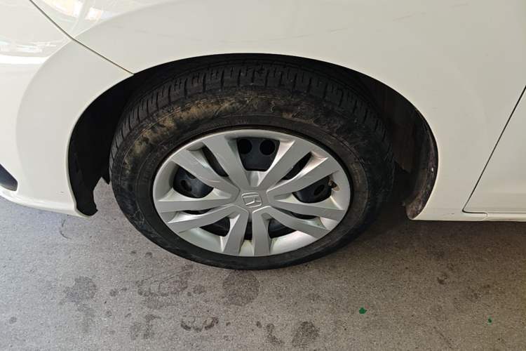 Used Honda Fit 2021 1.5L CVT Trendy Run Pro Edition Left Front Wheel Hub