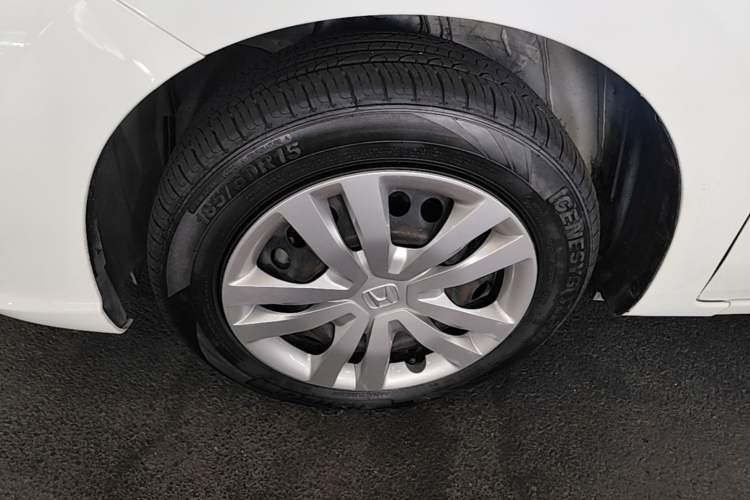 Used Honda Fit 2021 1.5L CVT Trend Edition Left Front Wheel Hub