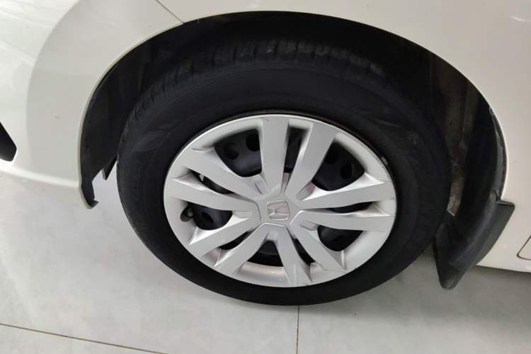 Used Honda Fit 2021 1.5L CVT Trend Edition Left Front Wheel Hub