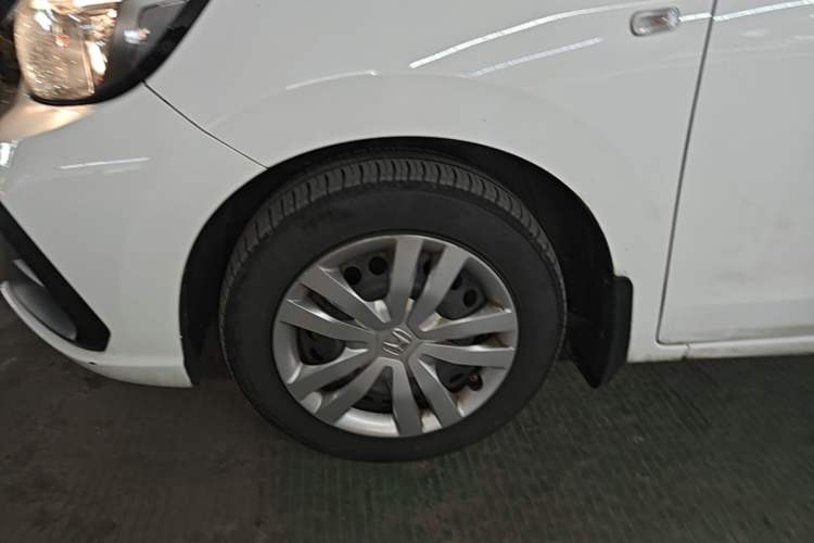 Used Honda Fit 2021 1.5L CVT Trend Edition Left Front Wheel Hub