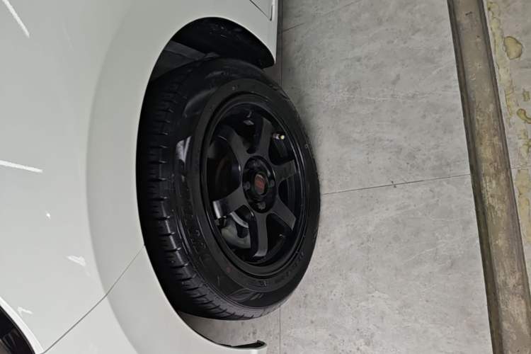 Used Honda Fit 2021 1.5L CVT Trend Edition Left Front Wheel Hub