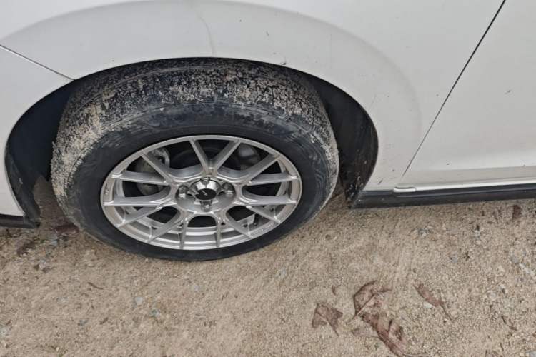Used Honda Fit 2021 1.5L CVT Trendy Edition Left Front Wheel Hub