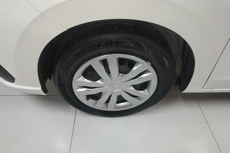 Used Honda Fit 2021 1.5L CVT Trendy Sports Edition Left Front Wheel Hub
