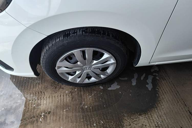 Used Honda Fit 2021 1.5L CVT Trend Edition Left Front Wheel Hub