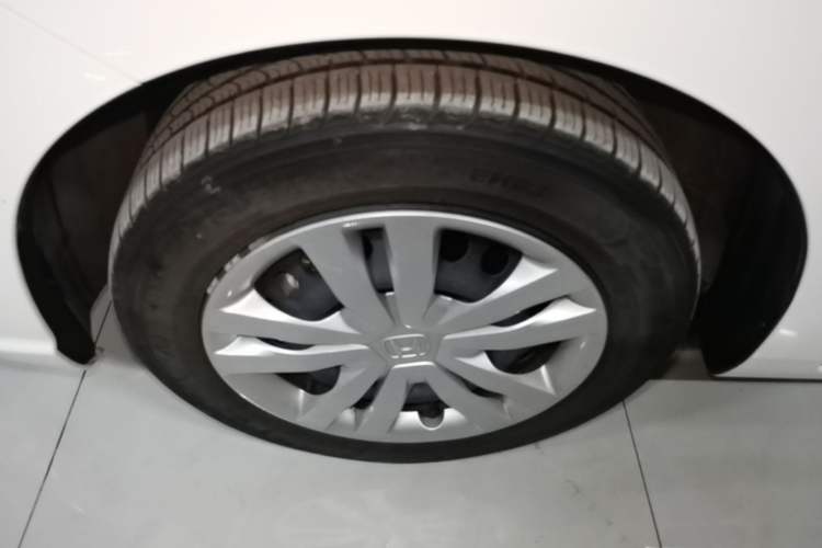 Used Honda Fit 2021 1.5L CVT Trendy Run Pro Edition Left Front Wheel Hub