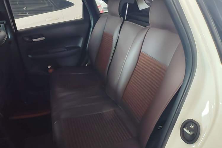 Used Honda Fit 2021 1.5L CVT Trendy Run Pro Edition Left Rear Seat