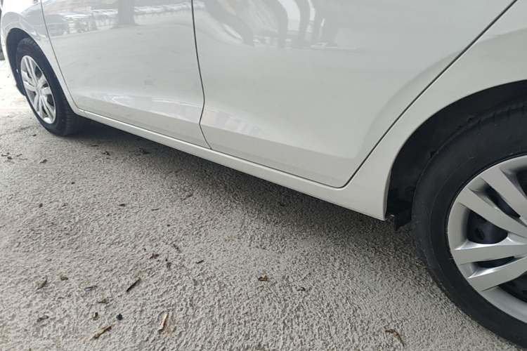 Used Honda Fit 2021 1.5L CVT Trend Edition Left Side Sill