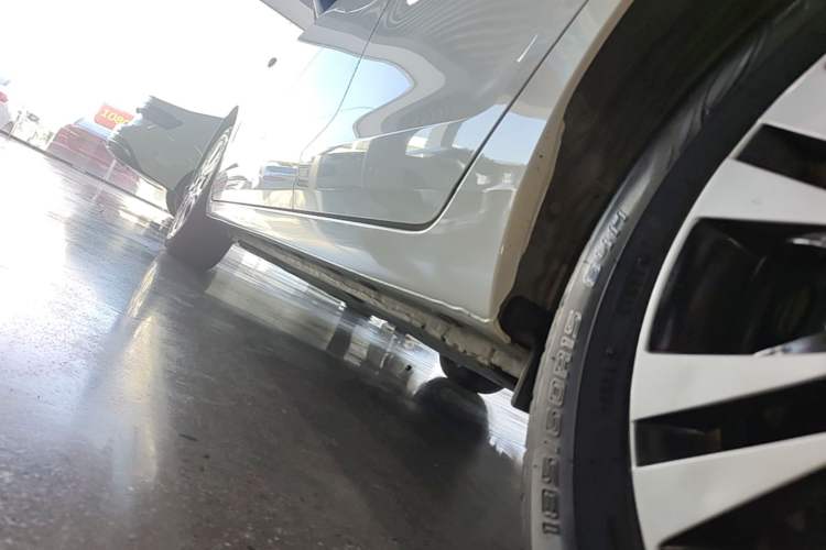Used Honda Fit 2021 1.5L CVT Trendy Edition Left Side Sill