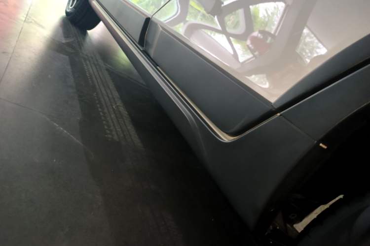 Used Honda Fit 2021 1.5L CVT Trendy Version Left Side Sill