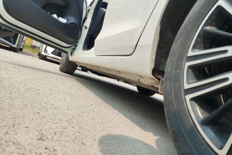 Used Honda Fit 2021 1.5L CVT Trendy Edition Left Side Sill
