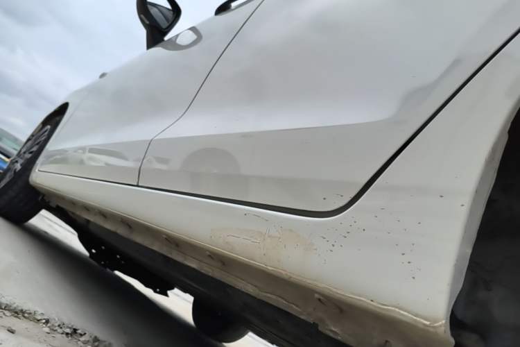 Used Honda Fit 2021 1.5L CVT Trendy Edition Left Side Sill