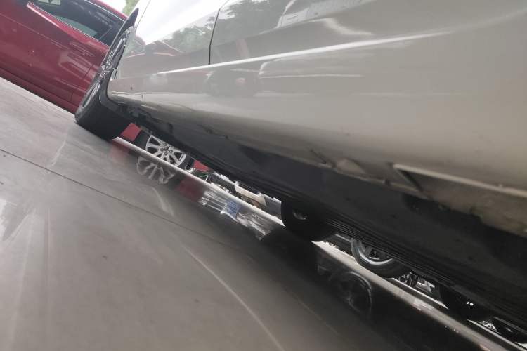 Used Honda Fit 2021 1.5L CVT Trendy Sports Edition Left Side Sill