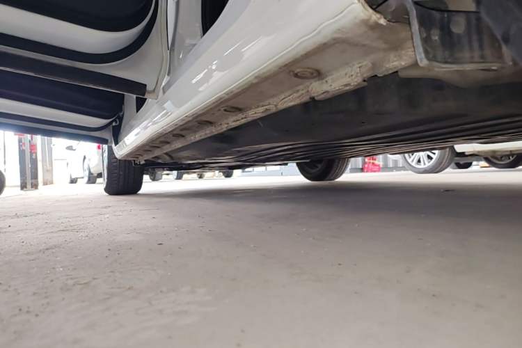 Used Honda Fit 2021 1.5L CVT Trendy Run Pro Edition Left Side Sill