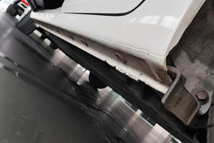 Used Honda Fit 2021 1.5L CVT Trendy Edition Left Side Sill