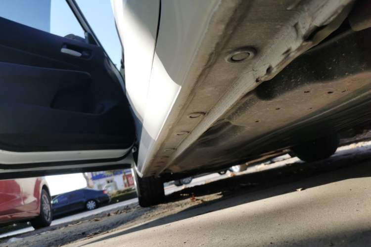 Used Honda Fit 2021 1.5L CVT Trendy Edition Left Side Sill