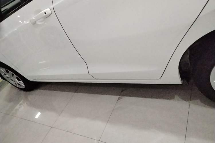 Used Honda Fit 2021 1.5L CVT Trend Edition Left Side Sill