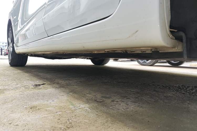 Used Honda Fit 2021 1.5L CVT Trendy Sports Edition Left Side Sill