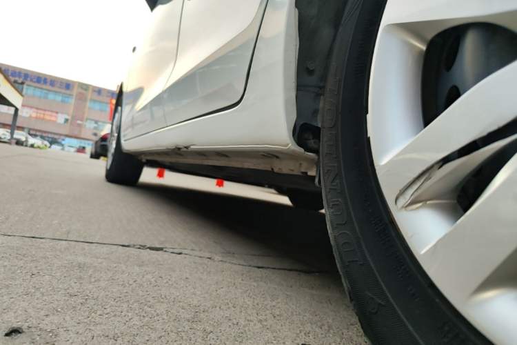 Used Honda Fit 2021 1.5L CVT Trend Edition Left Side Sill